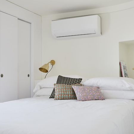60 Balconies Puerta Del Sol Apartment Madrid Exterior photo